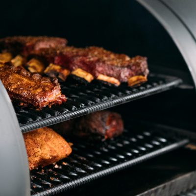 Outdoor Living by Memphis Pool